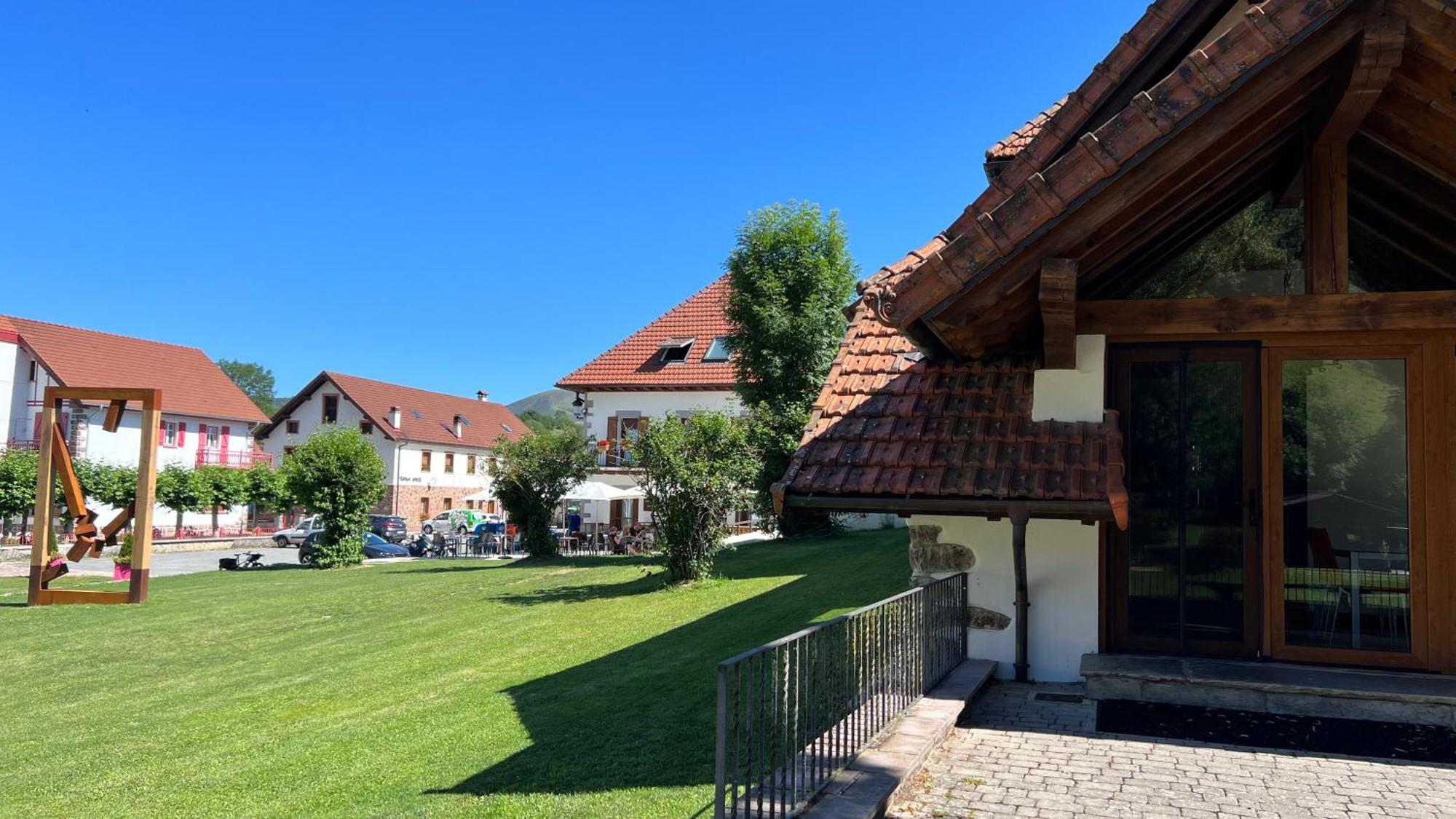 Casa Rural Roncesvalles Espinal-Auzperri Екстериор снимка